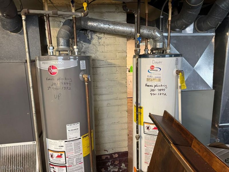 3703 Biddulph Avenue, Cleveland, OH 44109 Photo 12