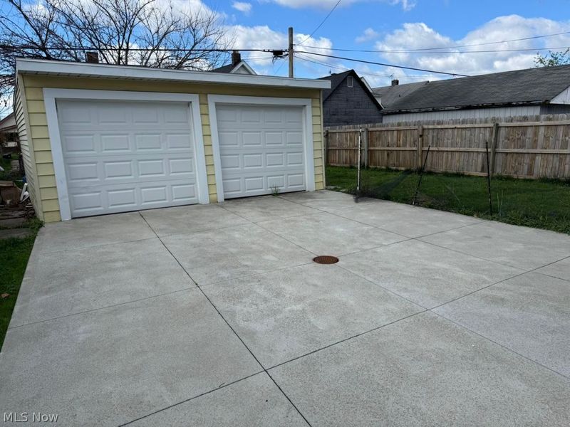 3703 Biddulph Avenue, Cleveland, OH 44109 Photo 15