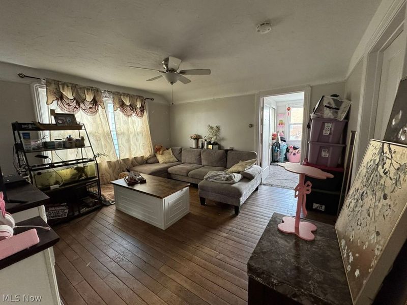 3703 Biddulph Avenue, Cleveland, OH 44109 Photo 9