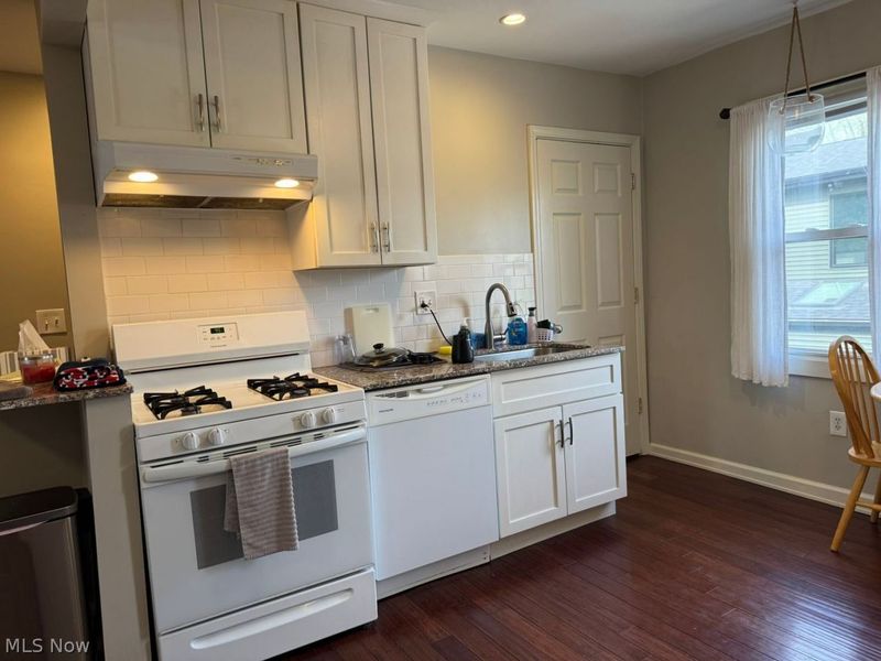 2484 W 6th Street, Cleveland, OH 44113 Photo 7