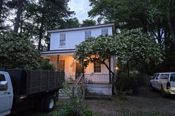 1104 N Hillside Drive photo 4