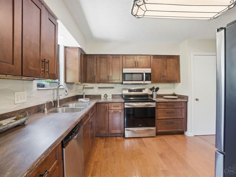 6340 Sheed Road, Cincinnati, OH 45247 Photo 13