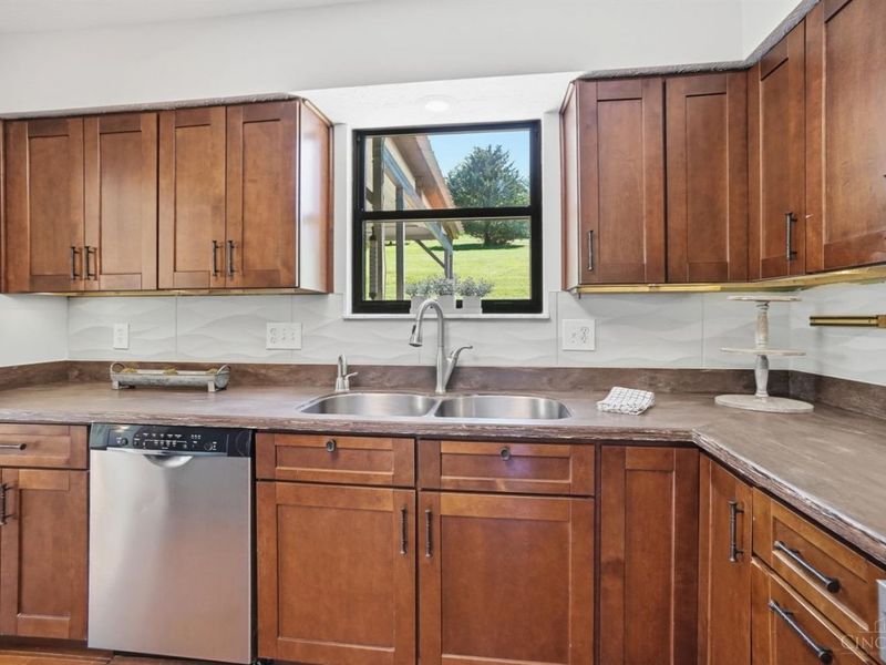 6340 Sheed Road, Cincinnati, OH 45247 Photo 14