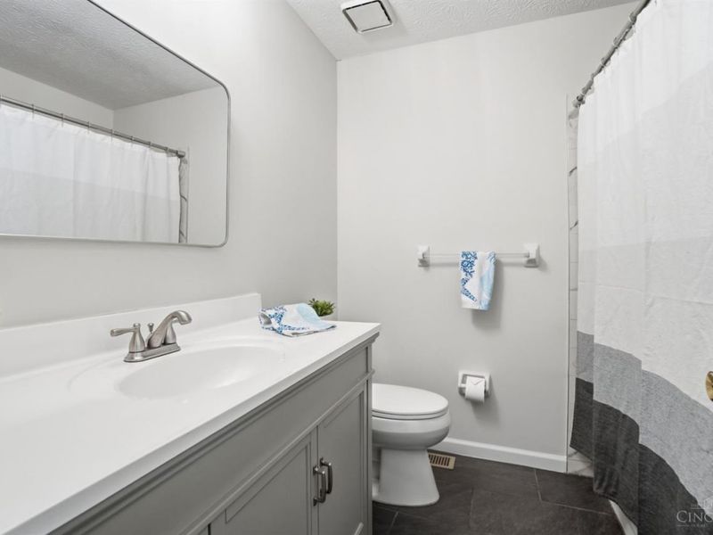 6340 Sheed Road, Cincinnati, OH 45247 Photo 28