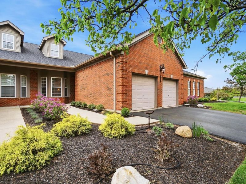 8153 Trotters Chase, Sycamore Township, OH 45249 Photo 1