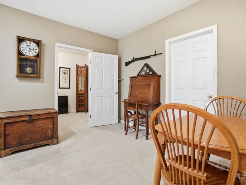8153 Trotters Chase, Sycamore Township, OH 45249 Photo 48