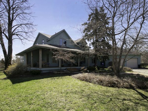 859 Old Kirk Road, Geneva, IL 60134