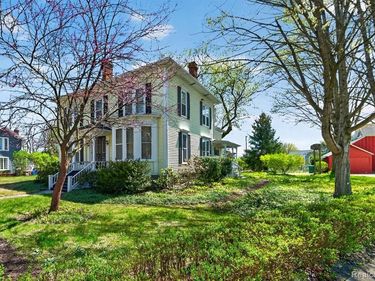 403 Lake Street, Howell, MI 48843