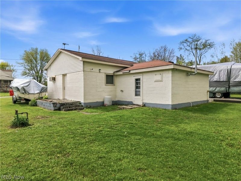 6982 Mcclure Road, Hubbard, OH 44425 Photo 6
