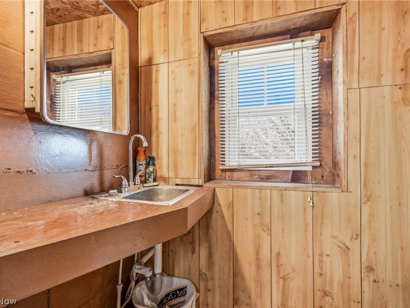 6982 Mcclure Road, Hubbard, OH 44425 Photo 9