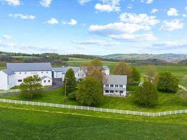 215 NOCKAMIXON ROAD, KINTNERSVILLE, PA 18930