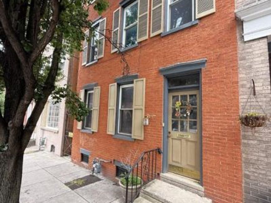 145 E Chestnut Street, Lancaster, PA 17602 Main Photo