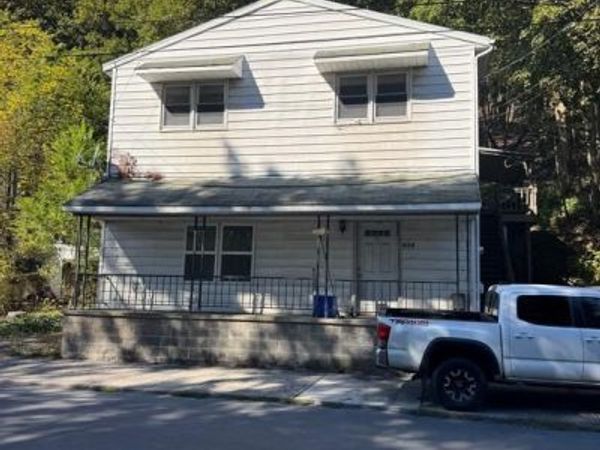 304 E MAHANOY AVENUE, GIRARDVILLE, PA 17935
