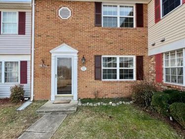 8421 MCKENZIE CIRCLE , MANASSAS, VA 20110