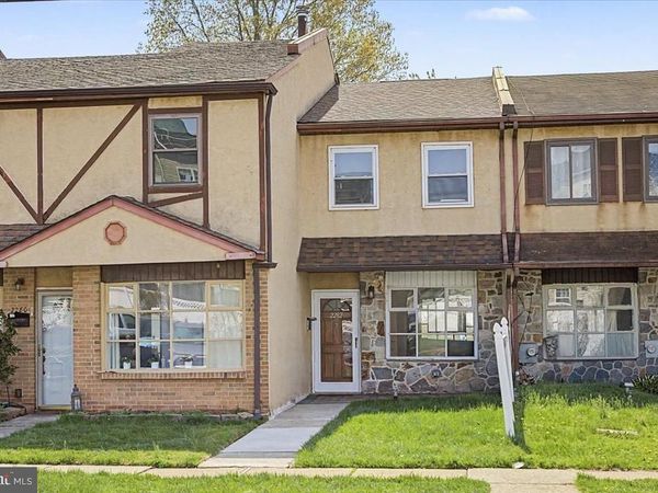 2282 SUZANN DRIVE , WARRINGTON, PA 18976