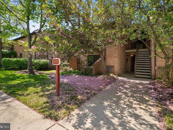 45 LE FORGE COURT, CHESTERBROOK, PA 19087
