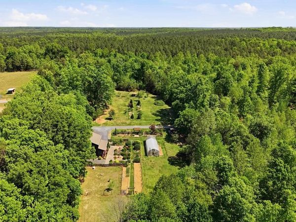 1740 GEORGES MILL RD , PALMYRA, VA 22963