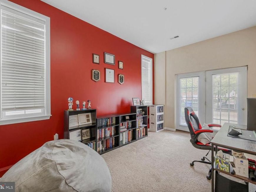 809 Mchenry Street, Baltimore, MD 21230 Main Photo