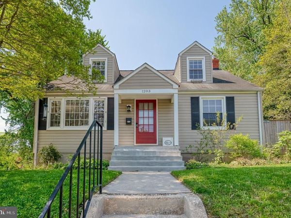 1203 WAKEFORD , BALTIMORE, MD 21239