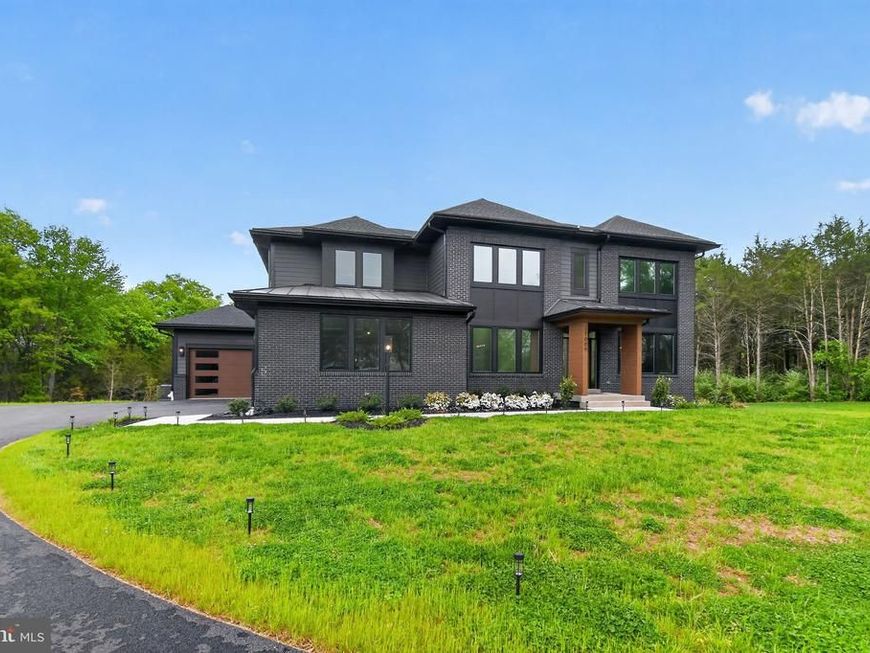 17009 Hughes Road, Poolesville, MD 20837 Main Photo