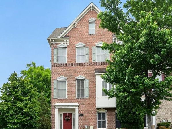 15504 NEWTONMORE LANE, UPPER MARLBORO, MD 20774