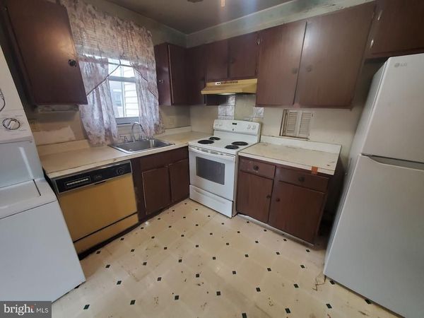 25 -7 FLORENCE TOLLGATE PLACE , BURLINGTON, NJ 08016
