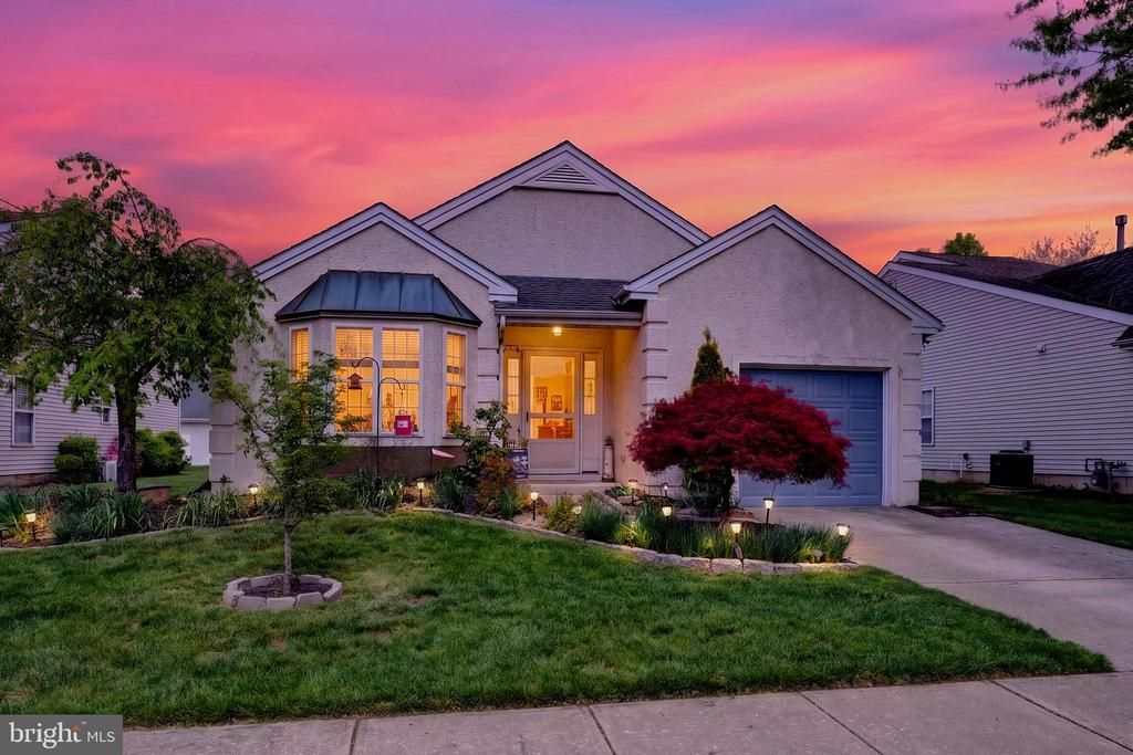 413 Aster Place, Mount Laurel, NJ 08054 Main Photo