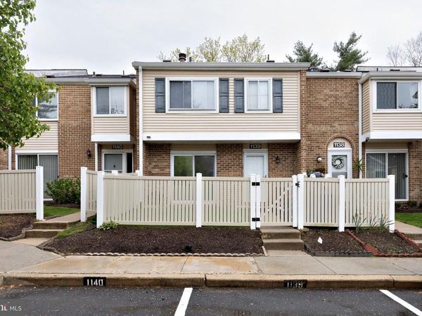 1139 THACKARY COURT , VOORHEES, NJ 08043