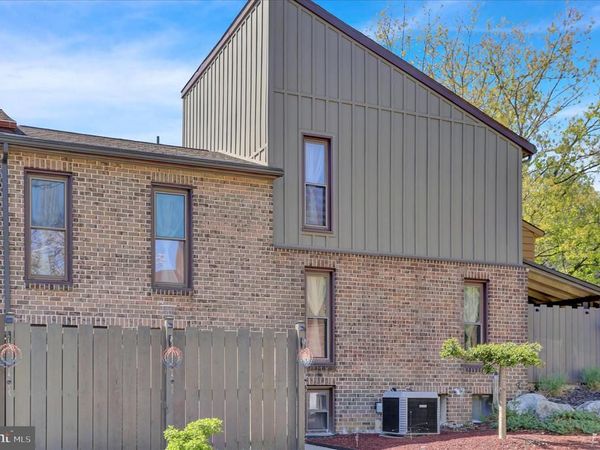 71 BURNING TREE, READING, PA 19607