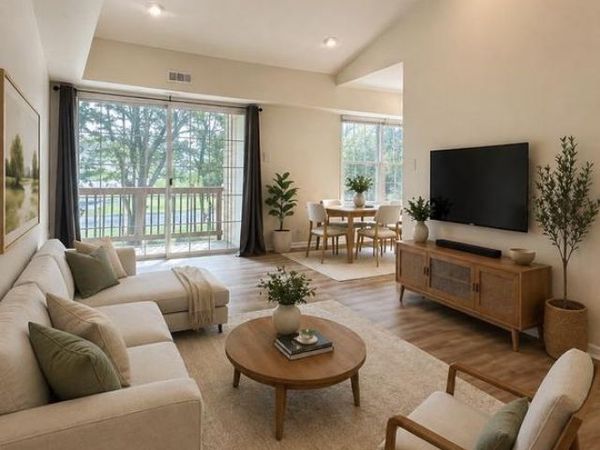 2022 BEACON HILL DRIVE, SOUTHAMPTON, PA 18966