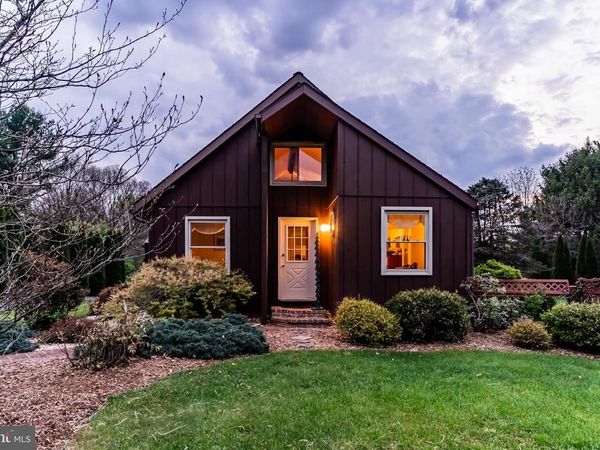 100 BURNT HOUSE ROAD, CARLISLE, PA 17015