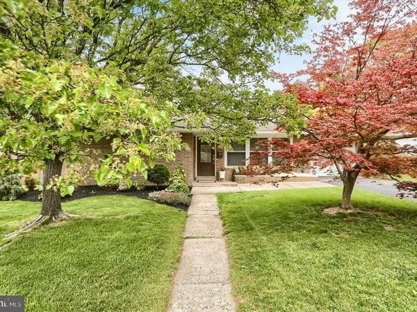 501 CLINTON ROAD, HARRISBURG, PA 17109