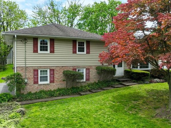 33 WOODLAND AVENUE , LITITZ, PA 17543