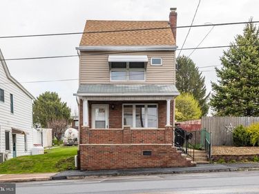 333 S LEHIGH AVENUE, FRACKVILLE, PA 17931