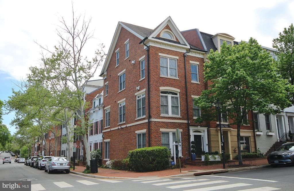 400 Oronoco Street, Alexandria, VA 22314 Main Photo