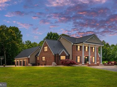 12048 BRISTERSBURG ROAD, MIDLAND, VA 22728