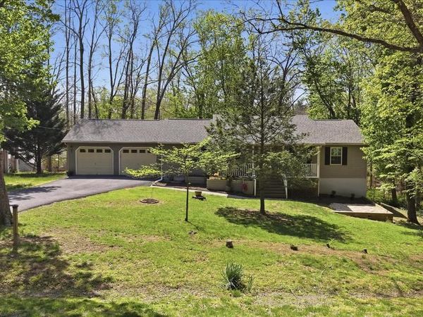 407 DOGWOOD DRIVE, CROSS JUNCTION, VA 22625