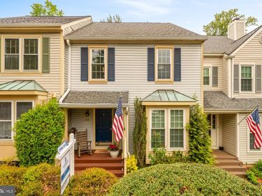 8226 MAPLE RIDGE AVENUE, SPRINGFIELD, VA 22153