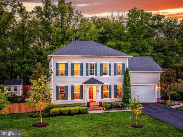 105 HEGLAR OAKS COURT, HERNDON, VA 20170