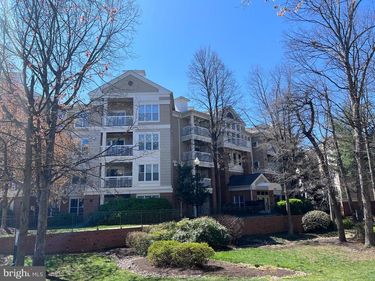 2204 WESTCOURT LANE, Unit 113, HERNDON, VA 20170
