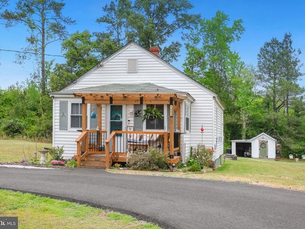 1253 MULBERRY RD, FARNHAM, VA 22460