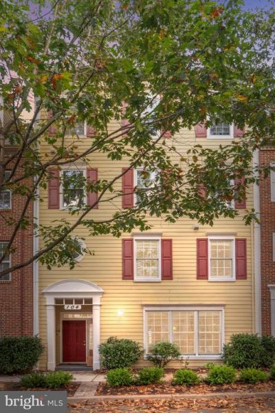 104 Bucksfield Road, Unit 104, Gaithersburg, MD 20878 Main Photo