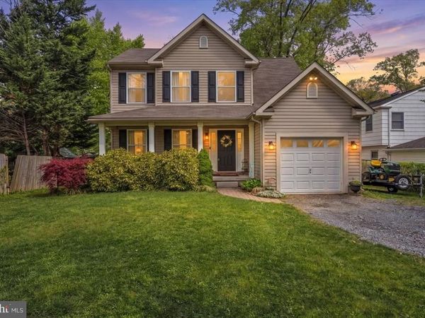 11 EVERGREEN ROAD, MOUNT LAUREL, NJ 08054