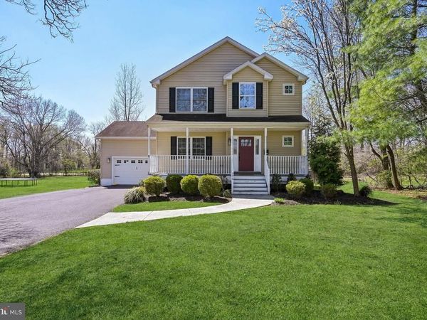 296 S CHURCH STREET , MOORESTOWN, NJ 08057