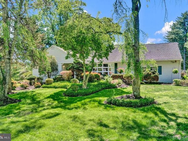 12 FORREST BLEND DRIVE, TITUSVILLE, NJ 08560
