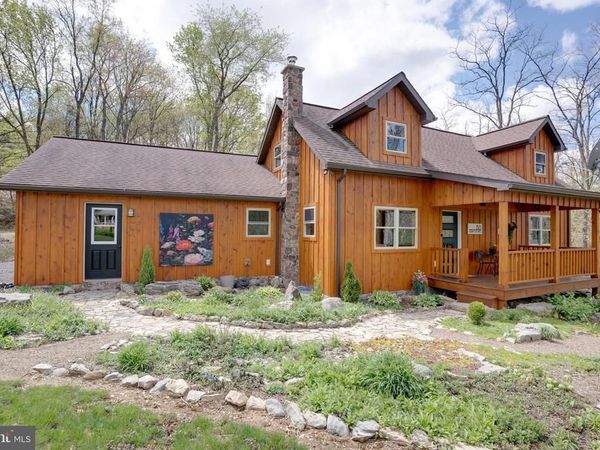 138 DEERWOOD DRIVE, MC VEYTOWN, PA 17051