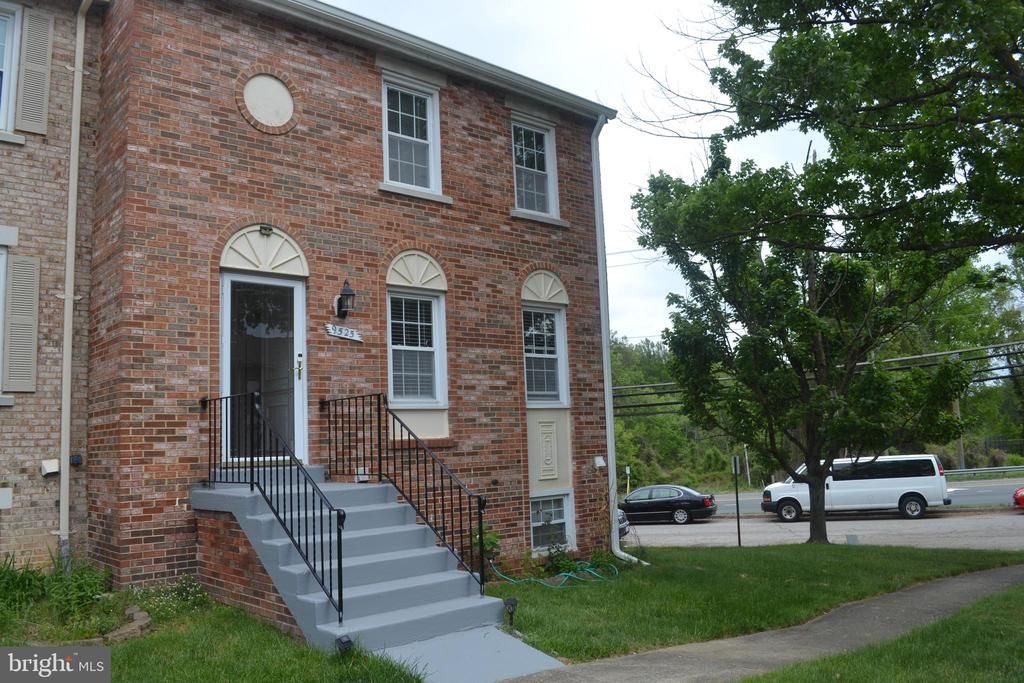 9525 Greencastle Lane, Lorton, VA 22079 Main Photo