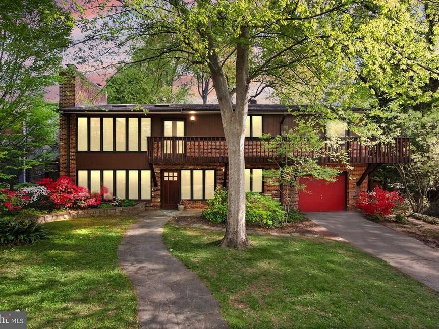 5927 Onondaga Road, Bethesda, MD 20816 Main Photo