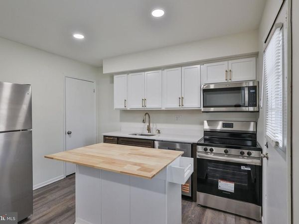 305 S WARMINSTER ROAD , Unit D5, HATBORO, PA 19040