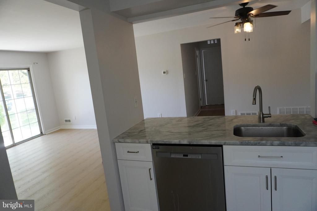 1907 A Ralston Drive, Mount Laurel, NJ 08054 Main Photo